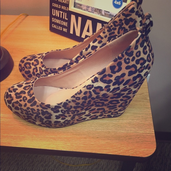 leopard wedges